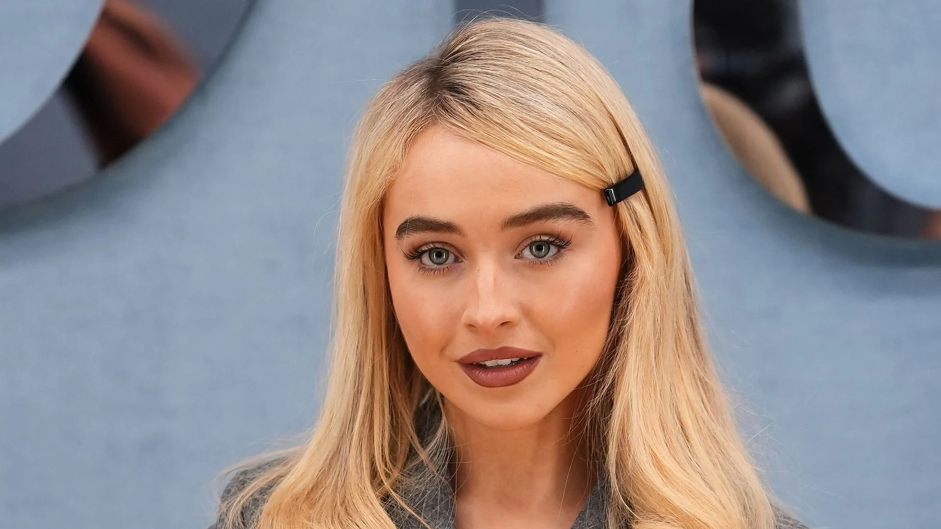 sabrina carpenter photos